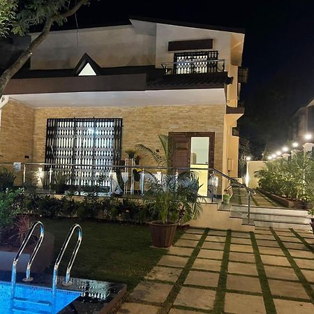 Mannat Villa With Swimming Pool And Garden Lonavala Exterior photo